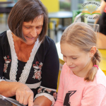 Lukuintoa lukutuokioilla – Lukumummeja ja -vaareja jo yli 1300